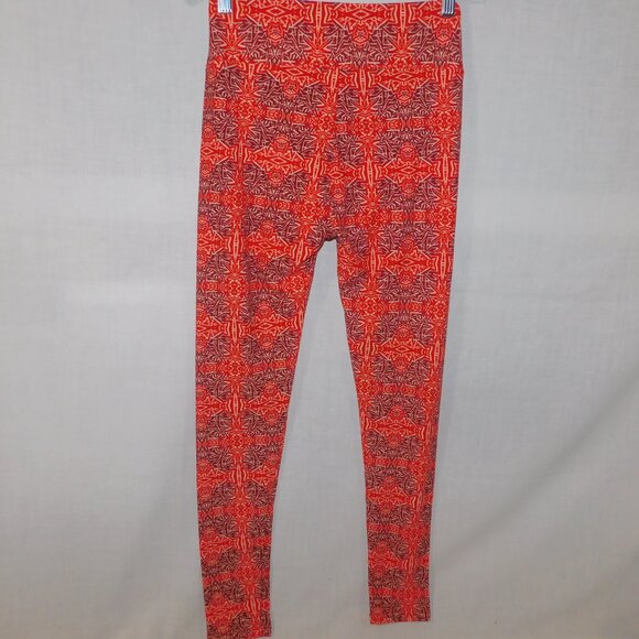 LuLaroe Red Burgundy Hidden bat Womens Leggings OS size 2 -10 - Picture 7 of 7
